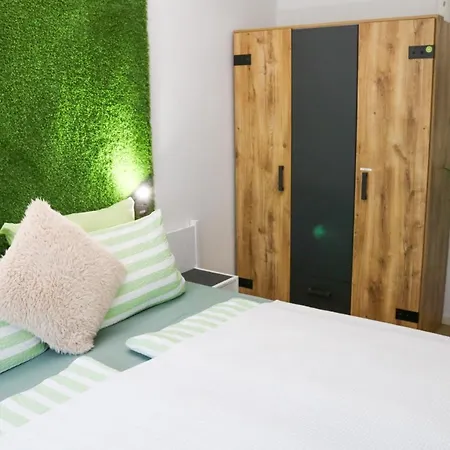 아파트 Sperlingskauz Mit Pool, Sauna & Hochschwarzwaldcard 슈룩흐제